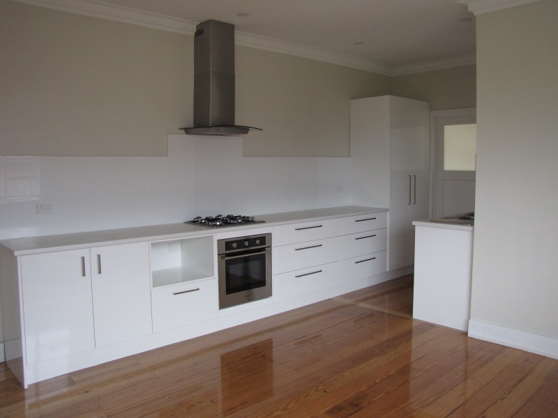 23 Law Street, Newborough VIC 3825