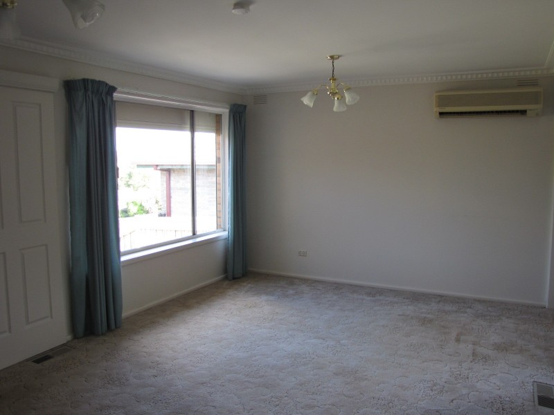 22 Smallburn Avenue, Newborough VIC 3825