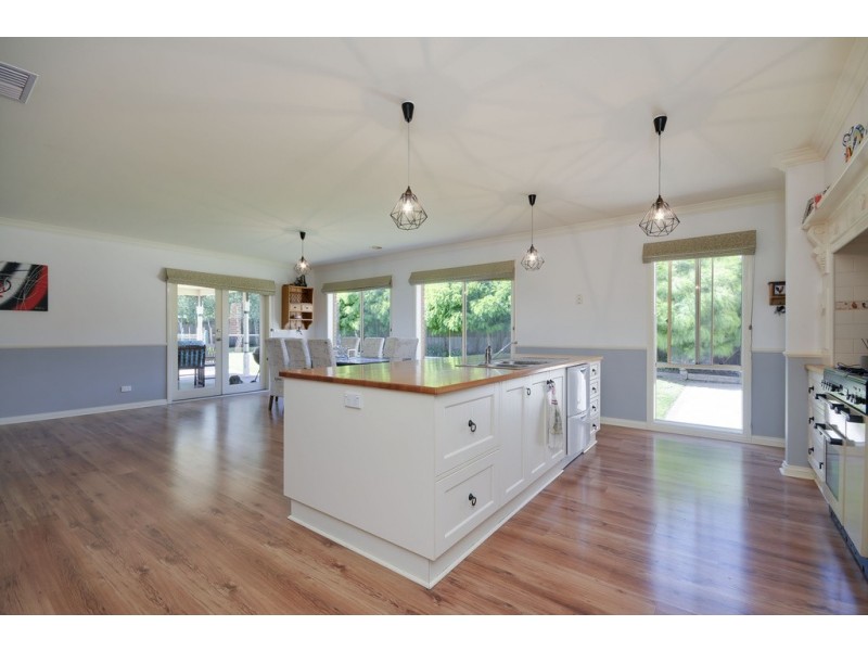 36 Parkside Drive, Moe VIC 3825