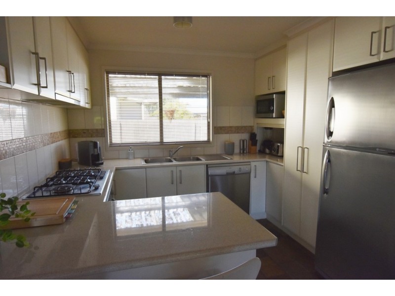 20 Southwell Avenue, Newborough VIC 3825