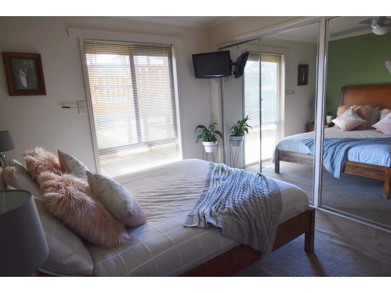 20 Southwell Avenue, Newborough VIC 3825