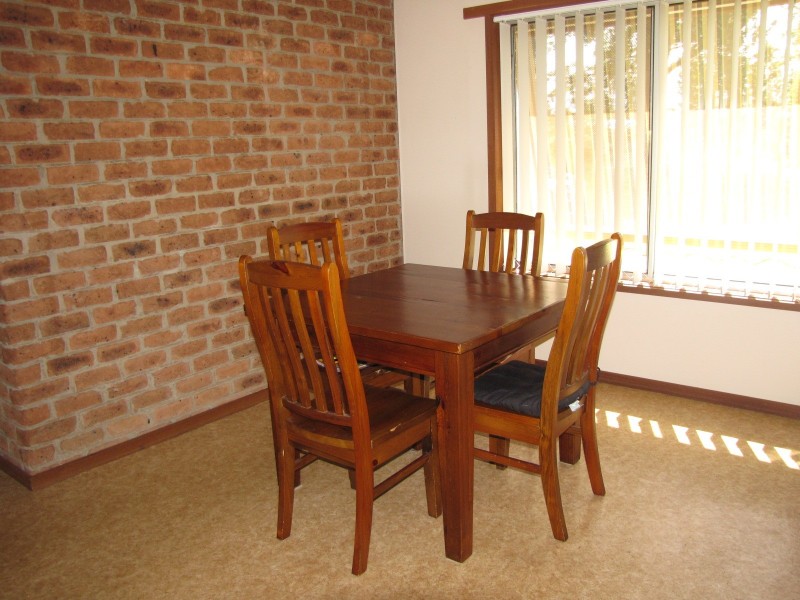 9 Helen Court, Moe VIC 3825