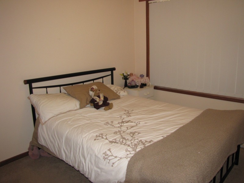 9 Helen Court, Moe VIC 3825