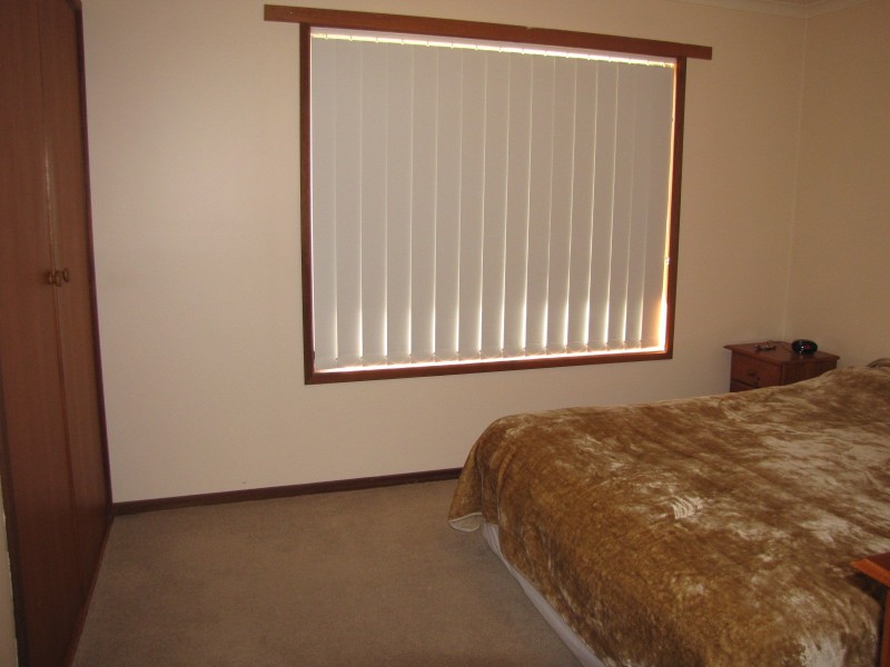 9 Helen Court, Moe VIC 3825