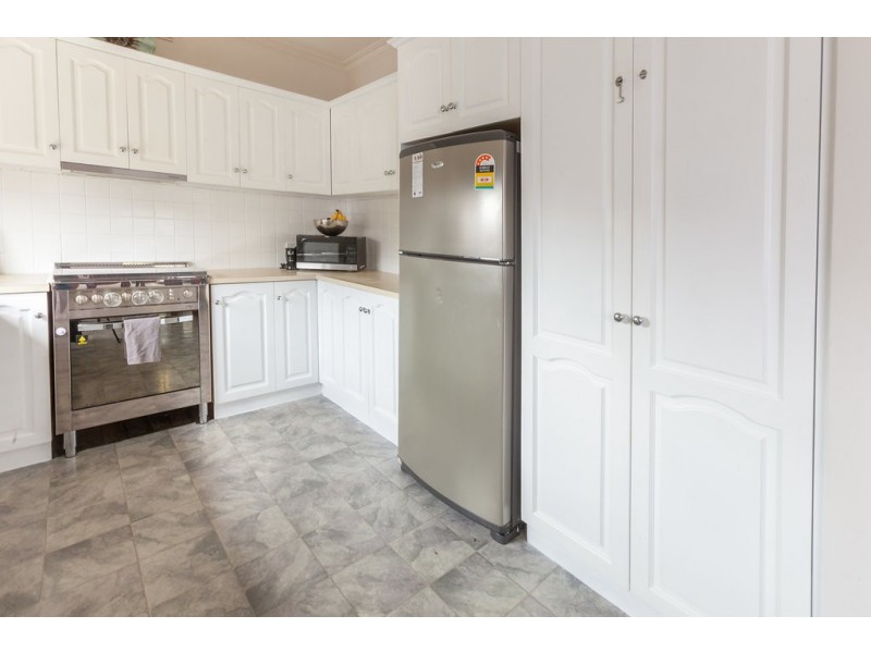 124 Service Road, Moe VIC 3825