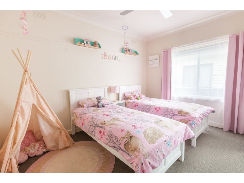 124 Service Road, Moe VIC 3825