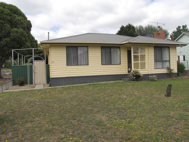 117 Service Road, Moe VIC 3825