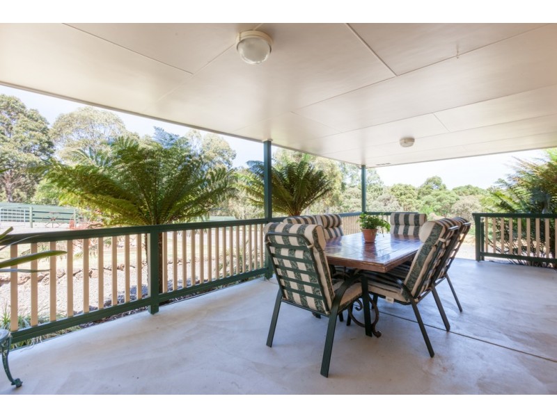 881 Moe Rawson Road, Tanjil South VIC 3825