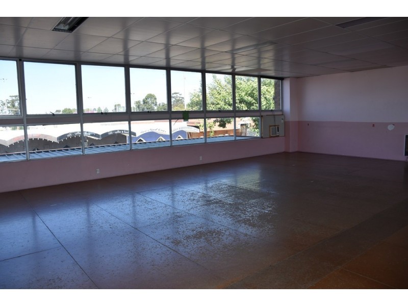 8-10, 1st Flr Kirk Street, Moe VIC 3825