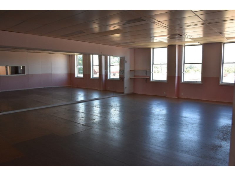 8-10, 1st Flr Kirk Street, Moe VIC 3825