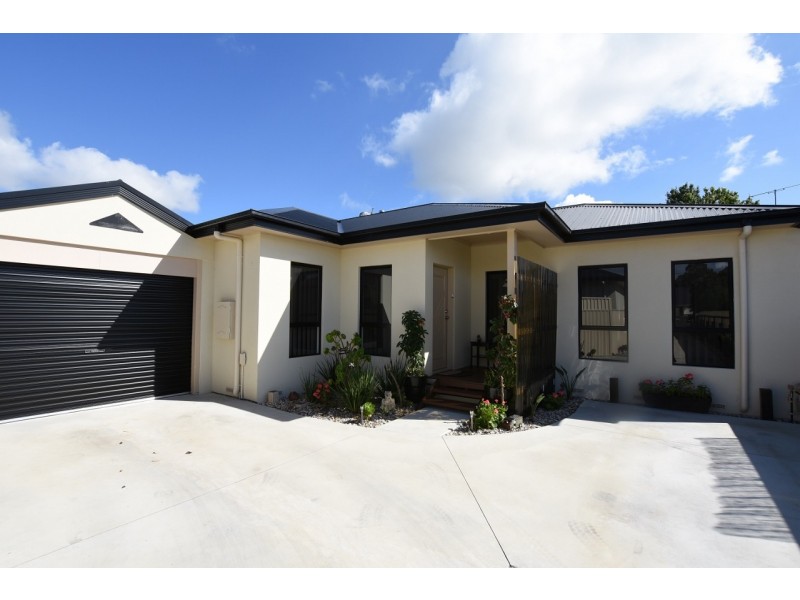 32 York St, Moe VIC 3825