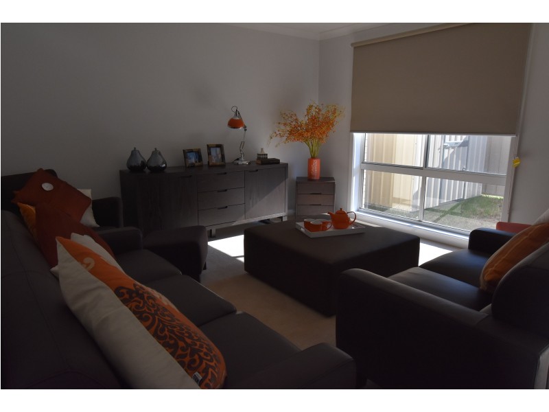 6 Arapiles Drive, Moe VIC 3825