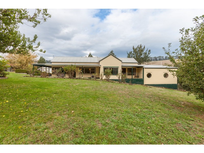 1195 Coalville Road, Narracan VIC 3824