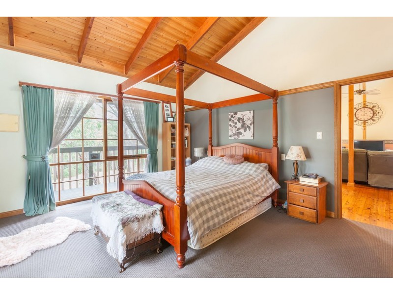 51 Haunted Hills Road, Newborough VIC 3825