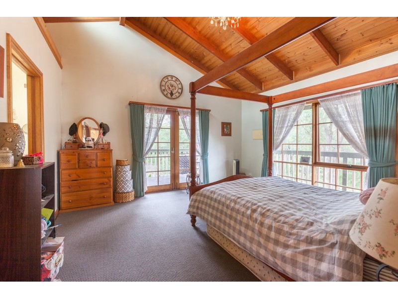 51 Haunted Hills Road, Newborough VIC 3825