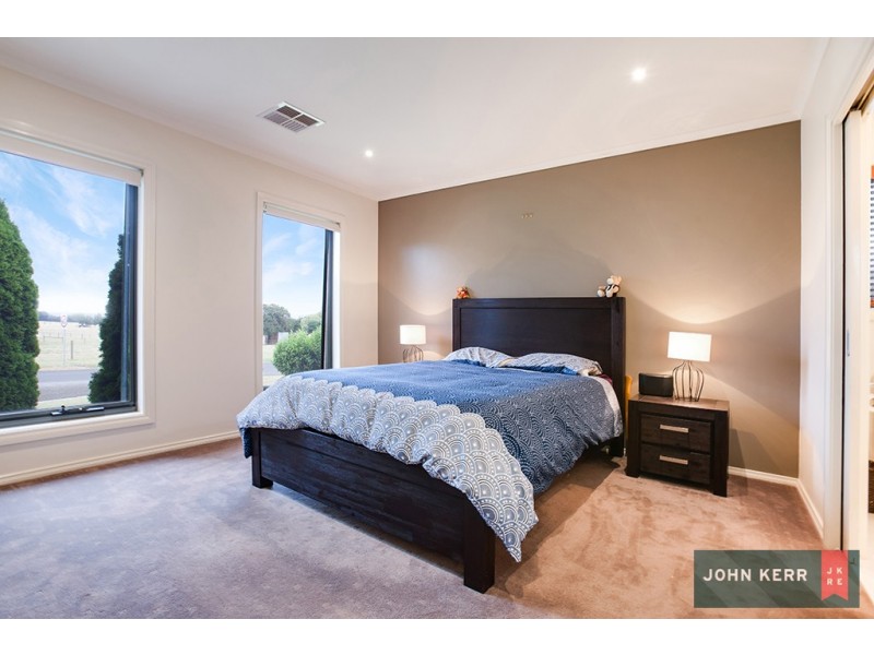 71 Watsons Road, Moe VIC 3825
