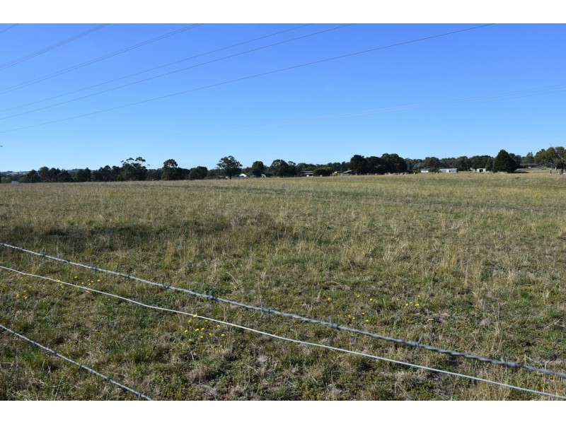 50 McPherson Road, Newborough VIC 3825