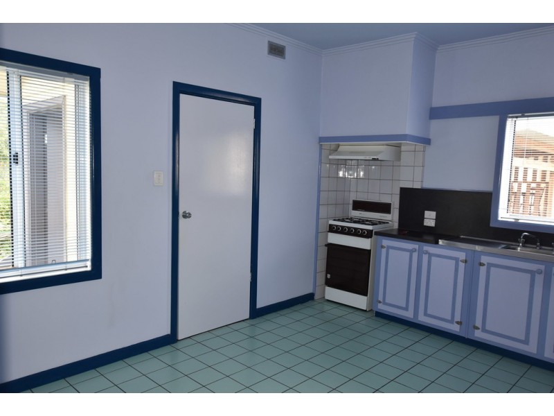 36 Hampton Street, Moe VIC 3825