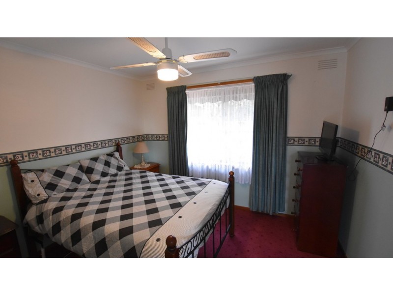 2/2 Evelyn Street, Moe VIC 3825