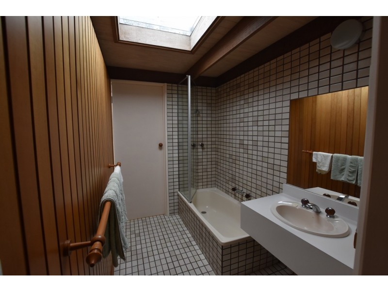 30 Fairway Drive, Yallourn VIC 3825