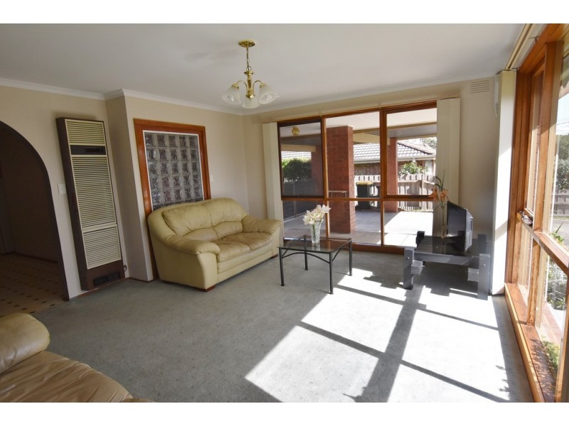31 Abbott St, Moe VIC 3825