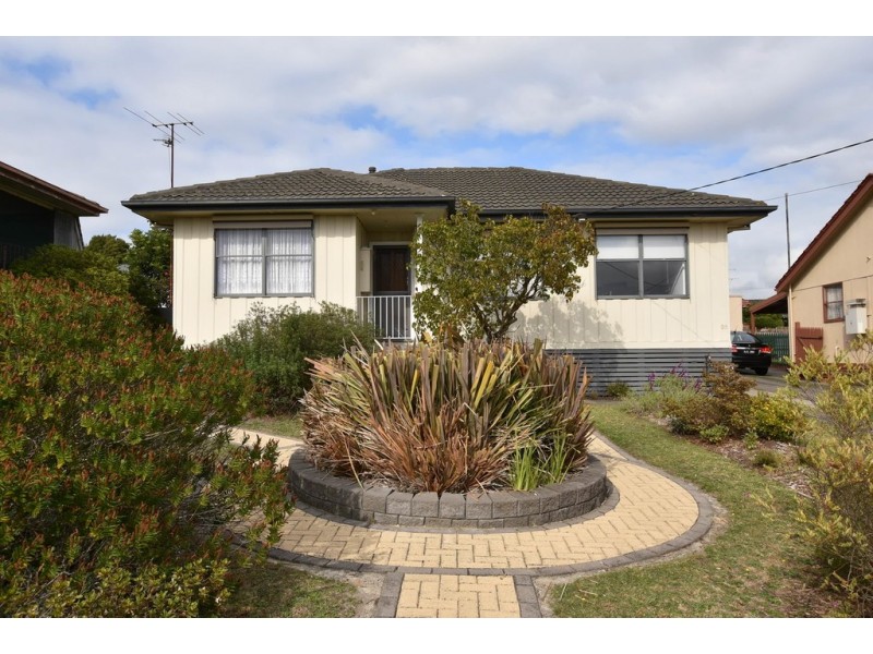 36 Canberra St, Moe VIC 3825