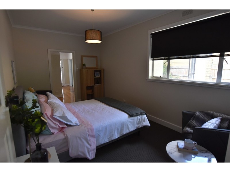 23 Law Street, Newborough VIC 3825