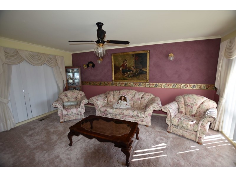 28 Reservoir Road, Moe VIC 3825