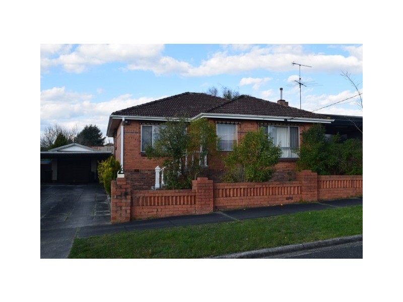 20 Heather Grove, Newborough VIC 3825