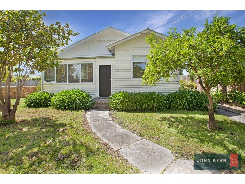 35 Moore Street, Moe VIC 3825