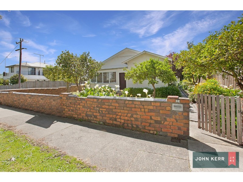 35 Moore Street, Moe VIC 3825