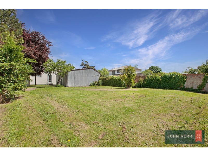 35 Moore Street, Moe VIC 3825