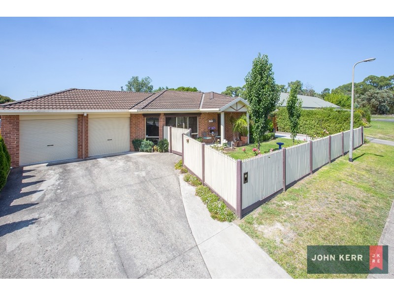 85 Newark Ave, Newborough VIC 3825