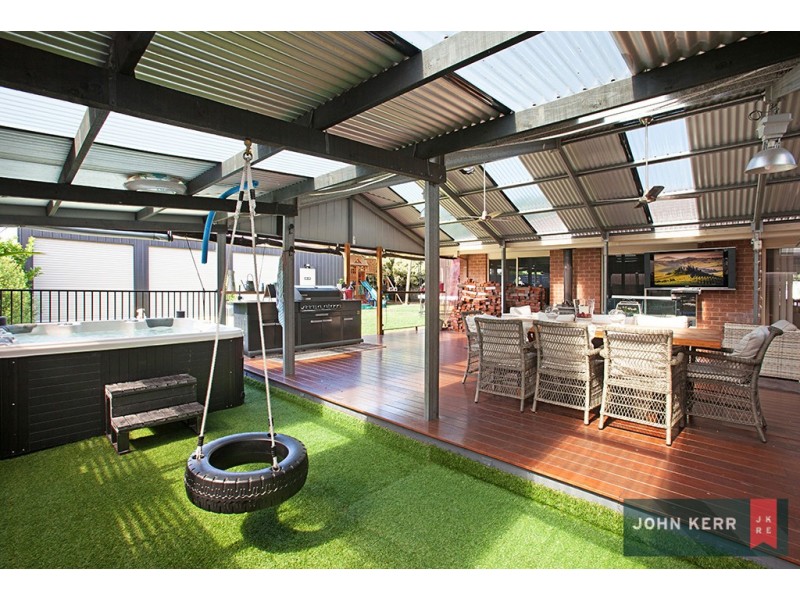 85 Newark Ave, Newborough VIC 3825