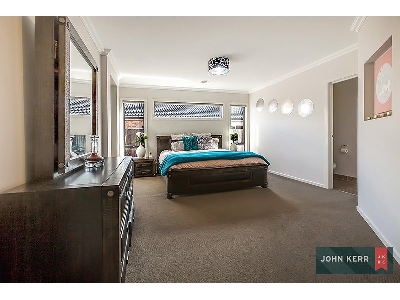 7 Harrison Boulevard, Newborough VIC 3825