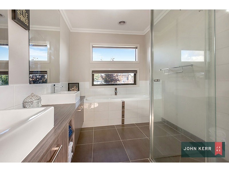 7 Harrison Boulevard, Newborough VIC 3825