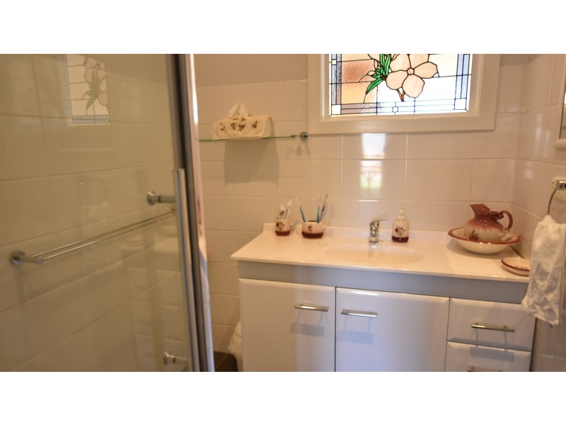 9 Belvedere Court, Newborough VIC 3825