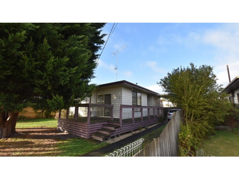 13 Victoria Street, Moe VIC 3825