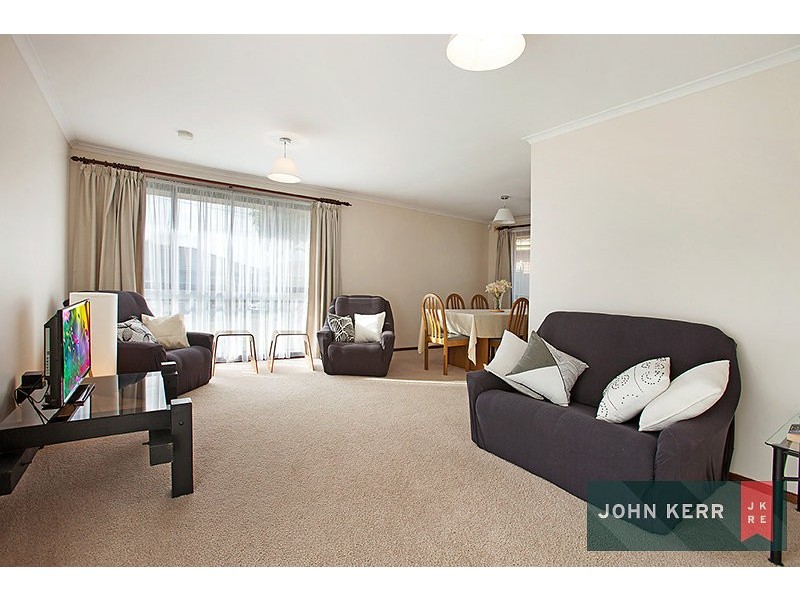 27 Abbott Street, Moe VIC 3825