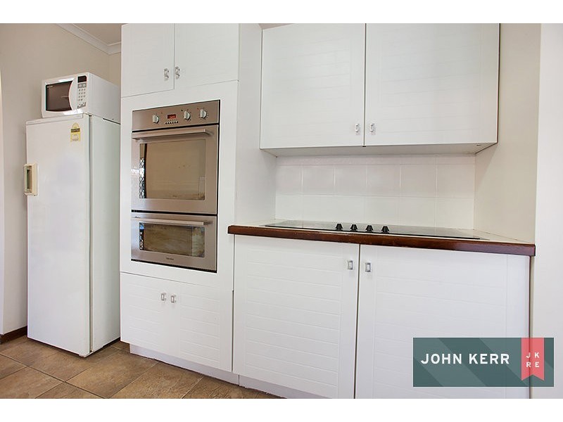 27 Abbott Street, Moe VIC 3825