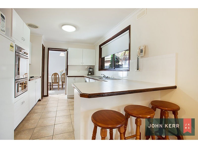 27 Abbott Street, Moe VIC 3825