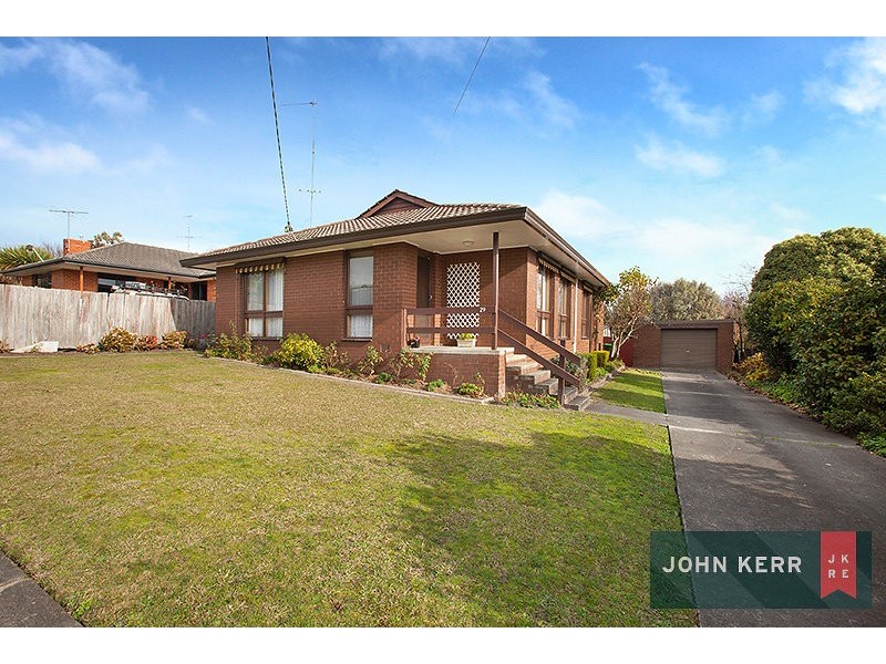 29 Heather Grove, Newborough VIC 3825