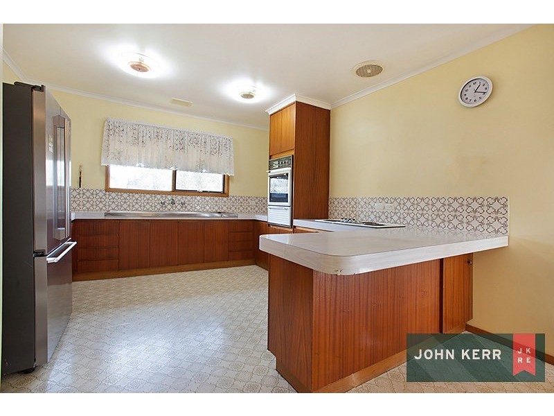 29 Heather Grove, Newborough VIC 3825