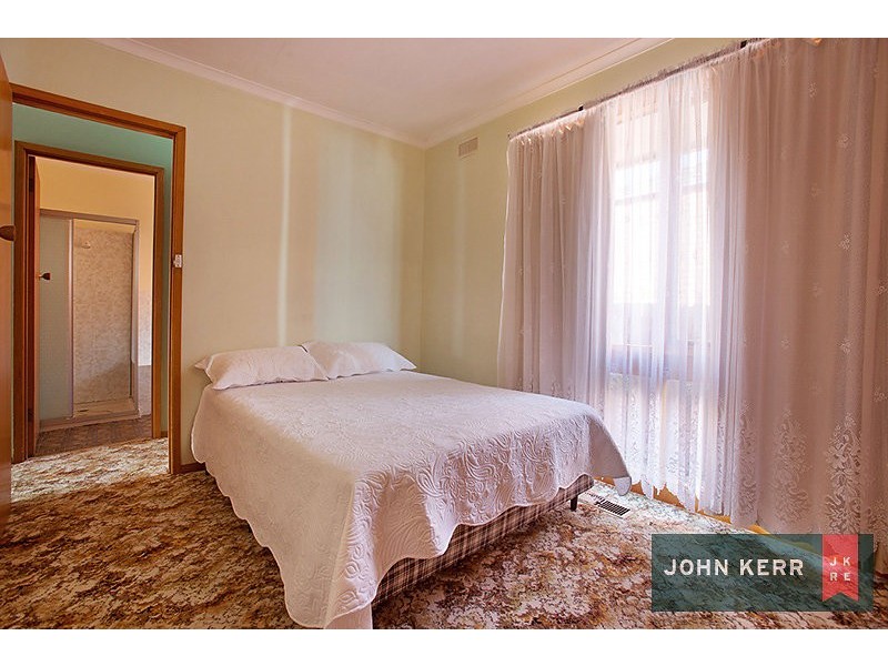 29 Heather Grove, Newborough VIC 3825