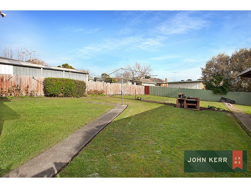 29 Heather Grove, Newborough VIC 3825