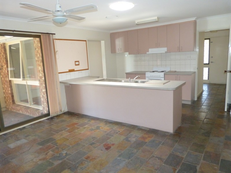 33 Abbott Street, Moe VIC 3825