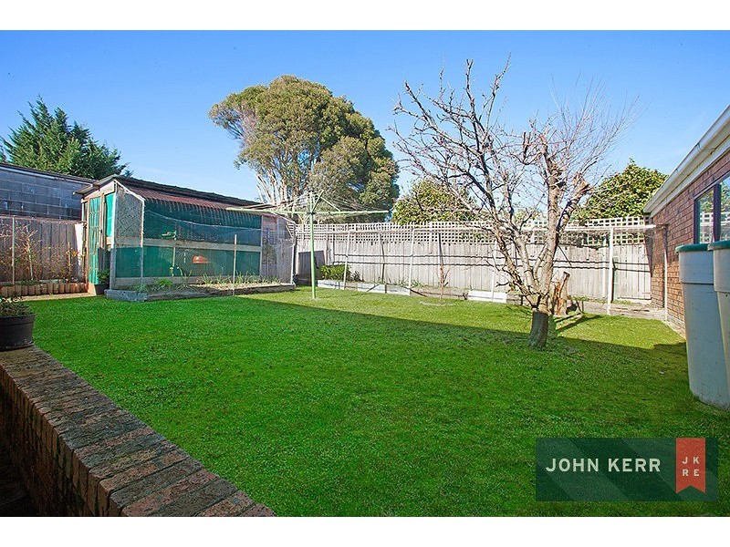 33 Abbott Street, Moe VIC 3825