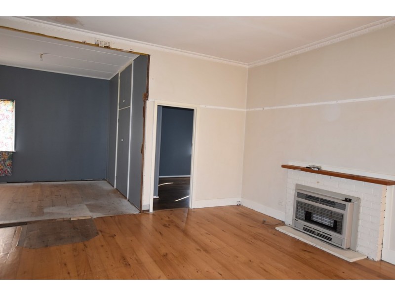 36 Victoria Street, Moe VIC 3825