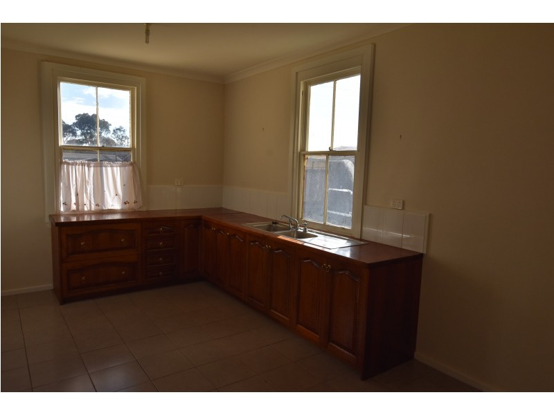 36 Victoria Street, Moe VIC 3825