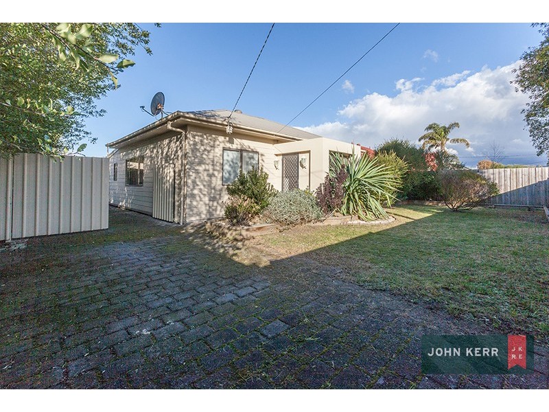 13 Eden Street, Moe VIC 3825